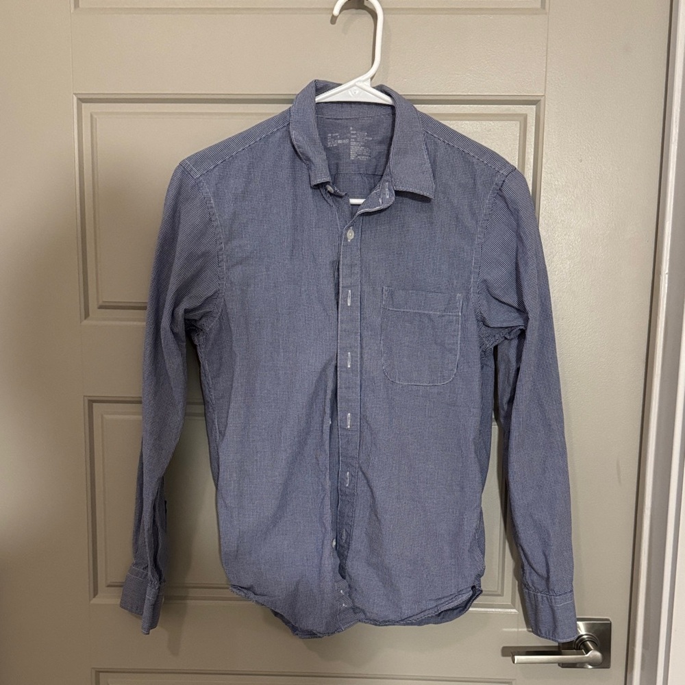 Uniqlo Blue Button-Up Shirt